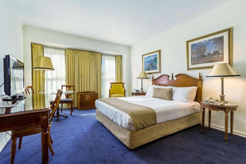 Standard Queen Room View